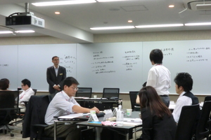 調達・購買スタッフ　社内コミュニケーション力強化研修